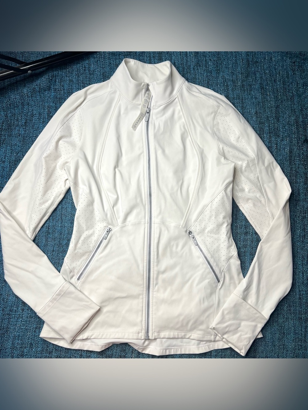 Lululemon Sleek Essentials Jacket in White Full Zip Up Women's 10 Athletic